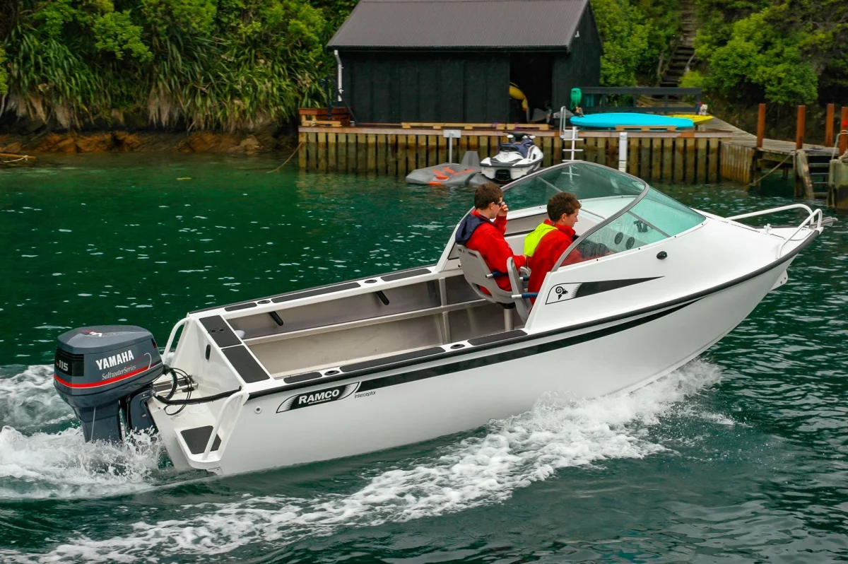 Ramco Boats Interceptor 5800 2016 boat specs