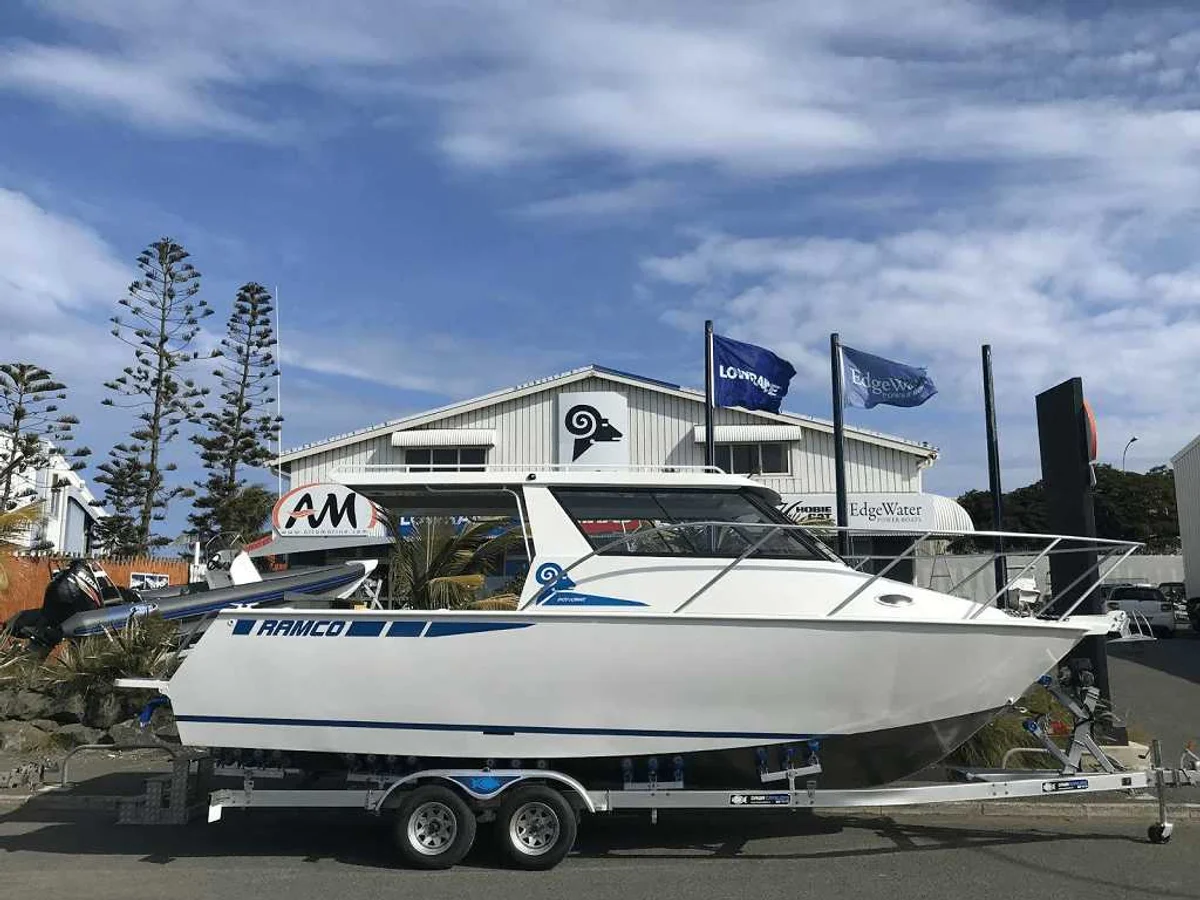 Ramco Boats Ultimate 8450 2021 boat specs
