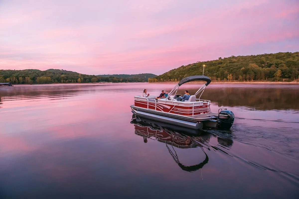 223C Boat Specs