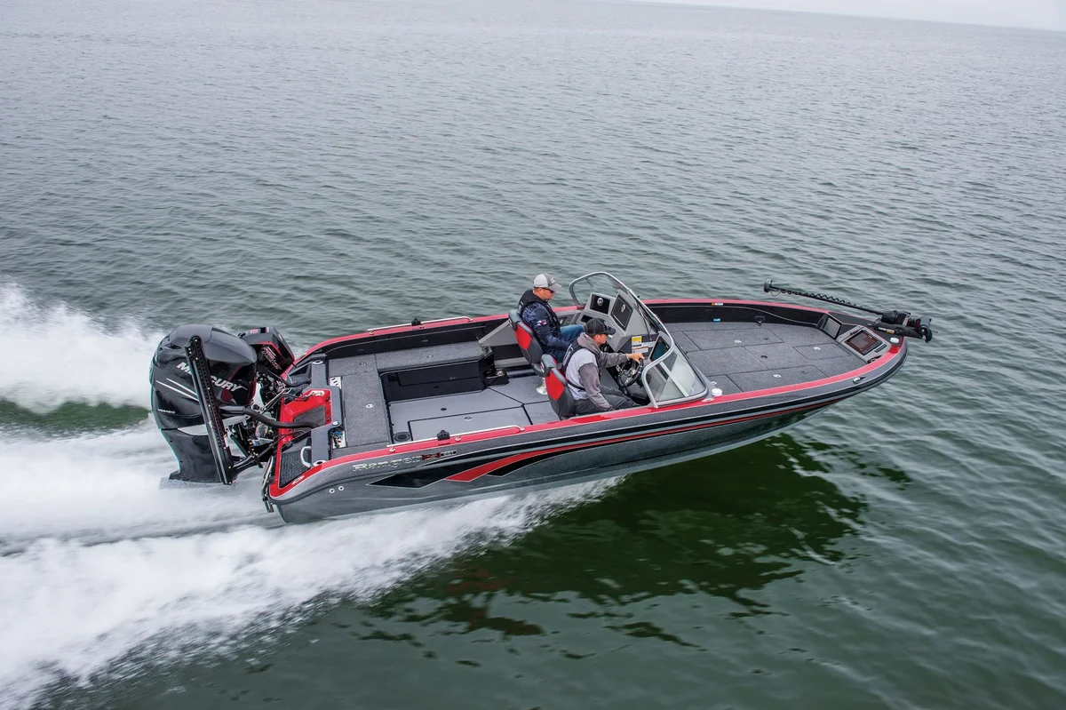 621FS PRO Boat Specs