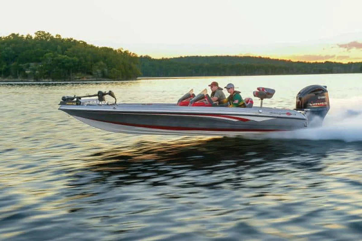 Z520L Ranger Cup Equipped Boat Specs