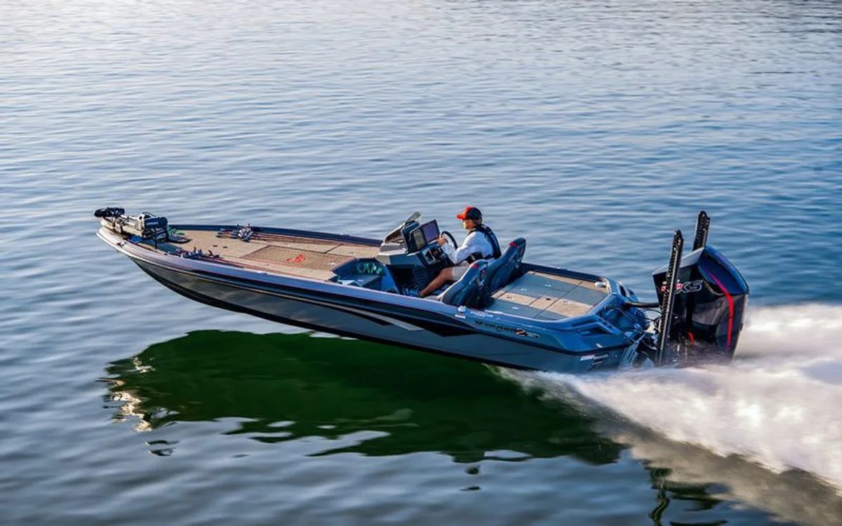 Z521R Ranger Cup Equipped Boat Specs