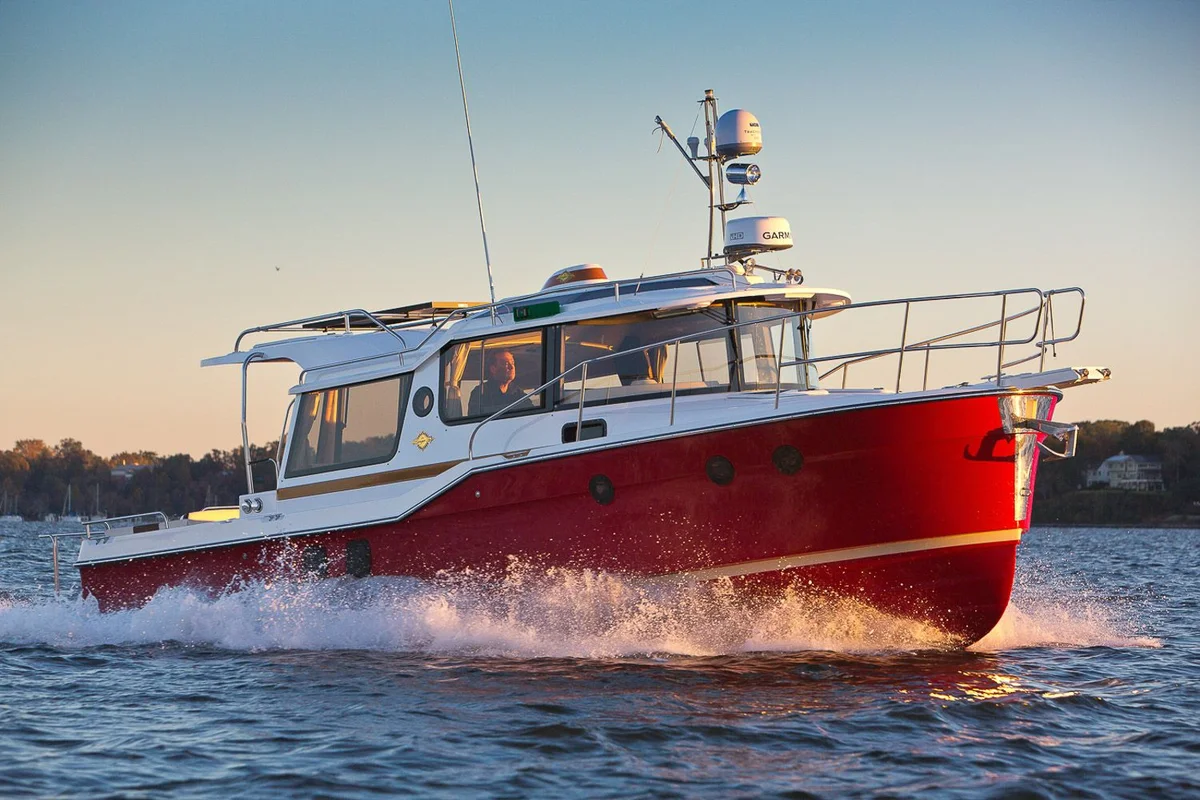 Ranger Tugs R-29 Sedan 2022 boat specs