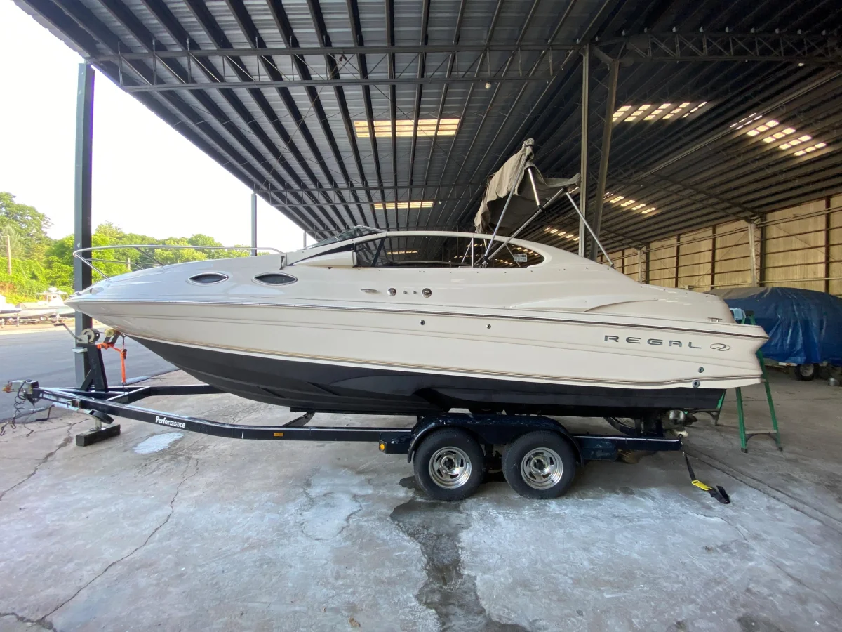 2550 LSC Boat Specs