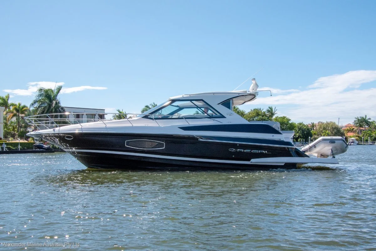 Regal Boats 46 Sport Coupe Sport Coupe 2015 boat specs