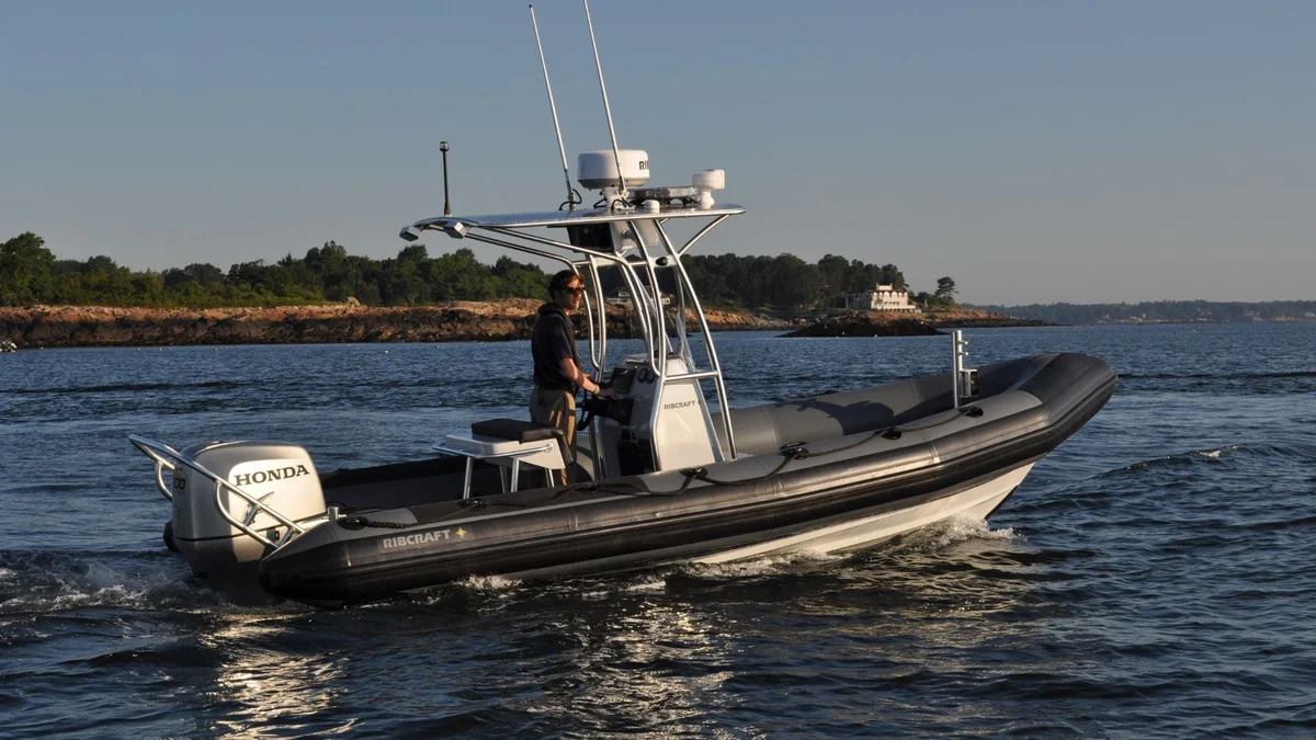 6.8 Boat Specs