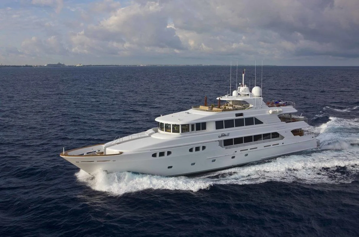 Richmond Yachts Far From It 2008 boat specs
