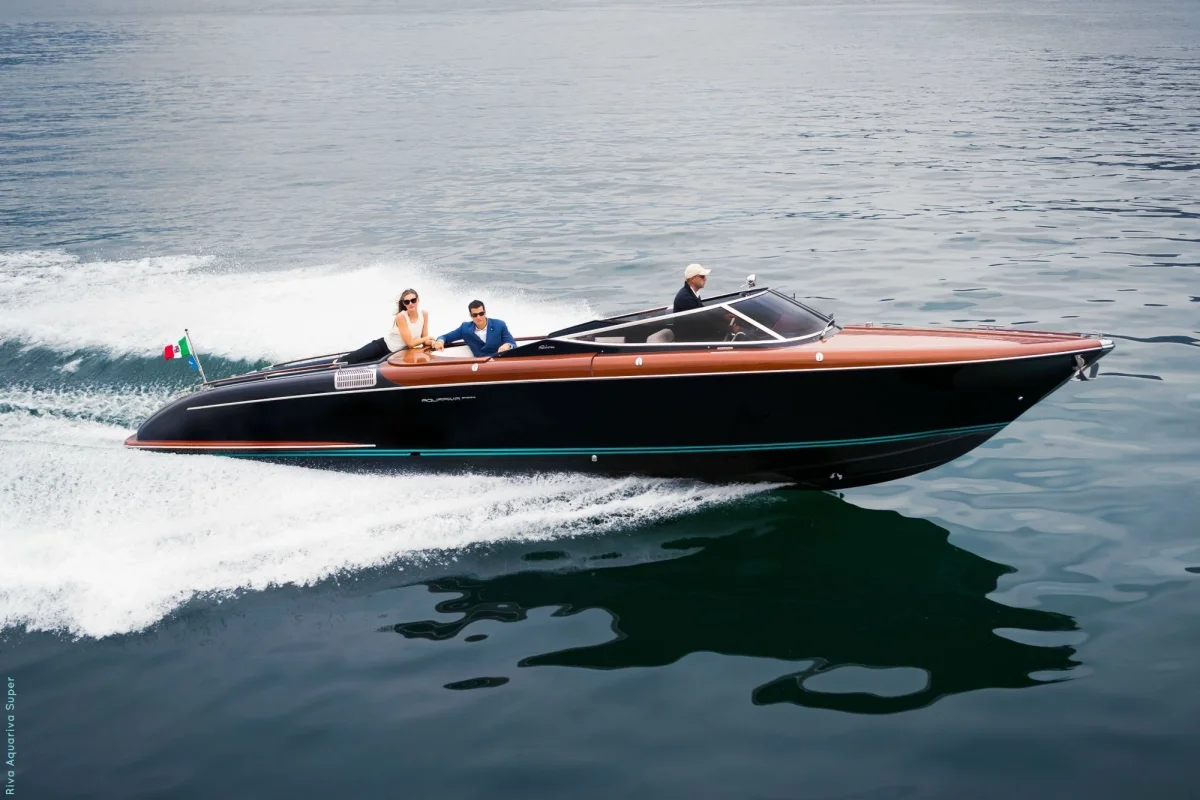 Riva Yacht Aquariva Super 2013 boat specs