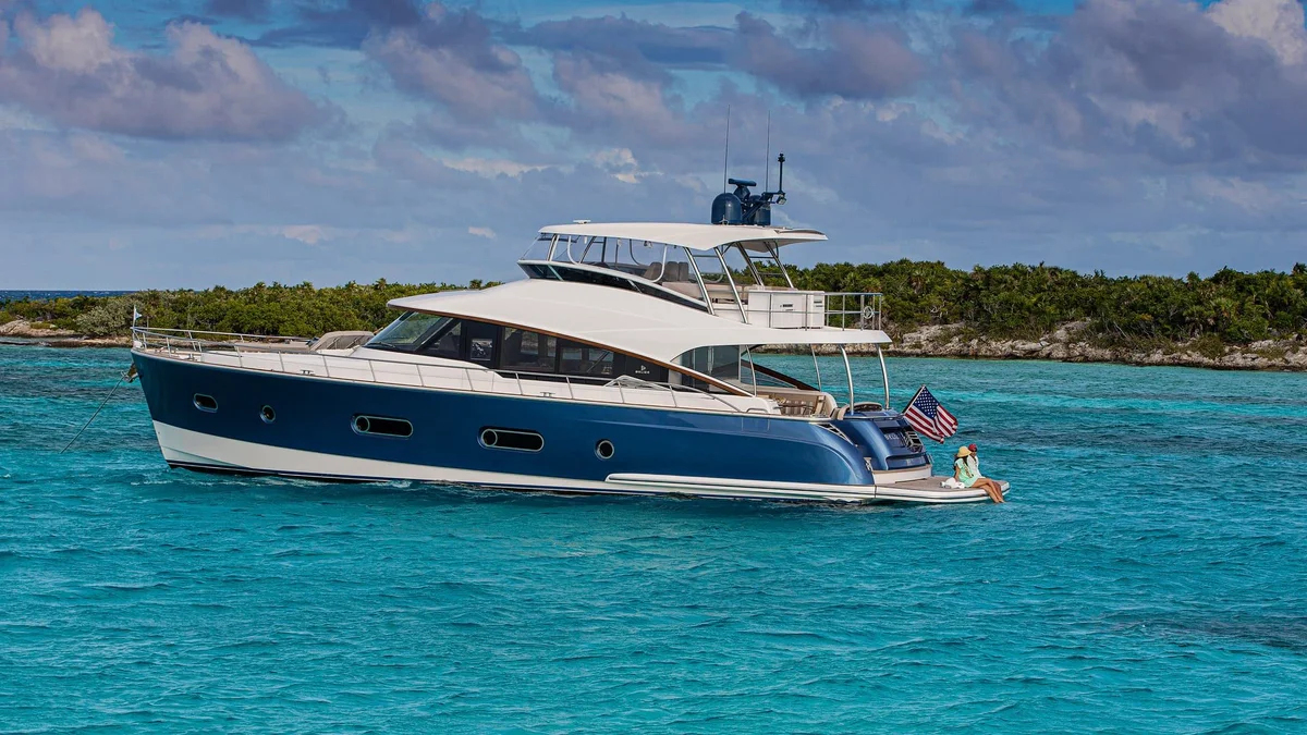 Riviera Belize 66 Daybridge 2021 boat specs