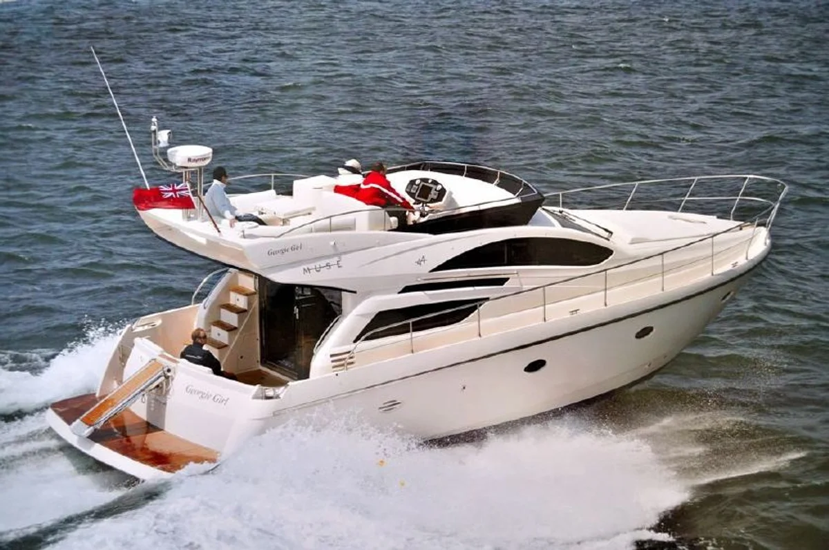 Rodman Muse 44 2008 boat specs