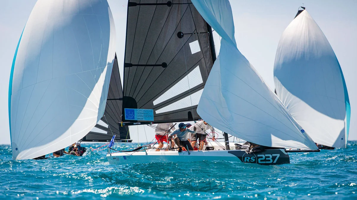 RS Sailing RS 21 Race Race 2018 boat specs