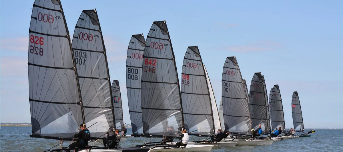 RS Sailing RS 600 1194 boat specs