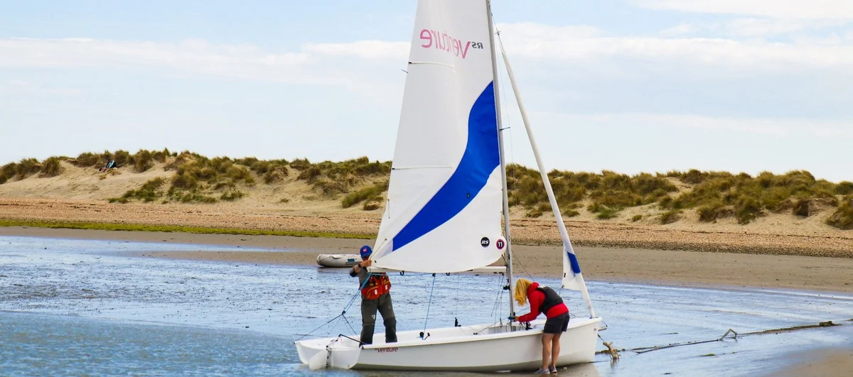 RS Sailing RS Venture Sport 2010 boat specs