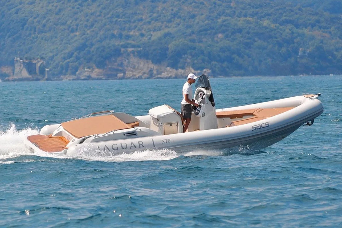 SACS Jaguar XT8 2023 boat specs