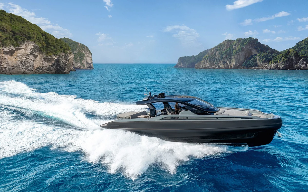 SACS Rebel 55 2022 boat specs