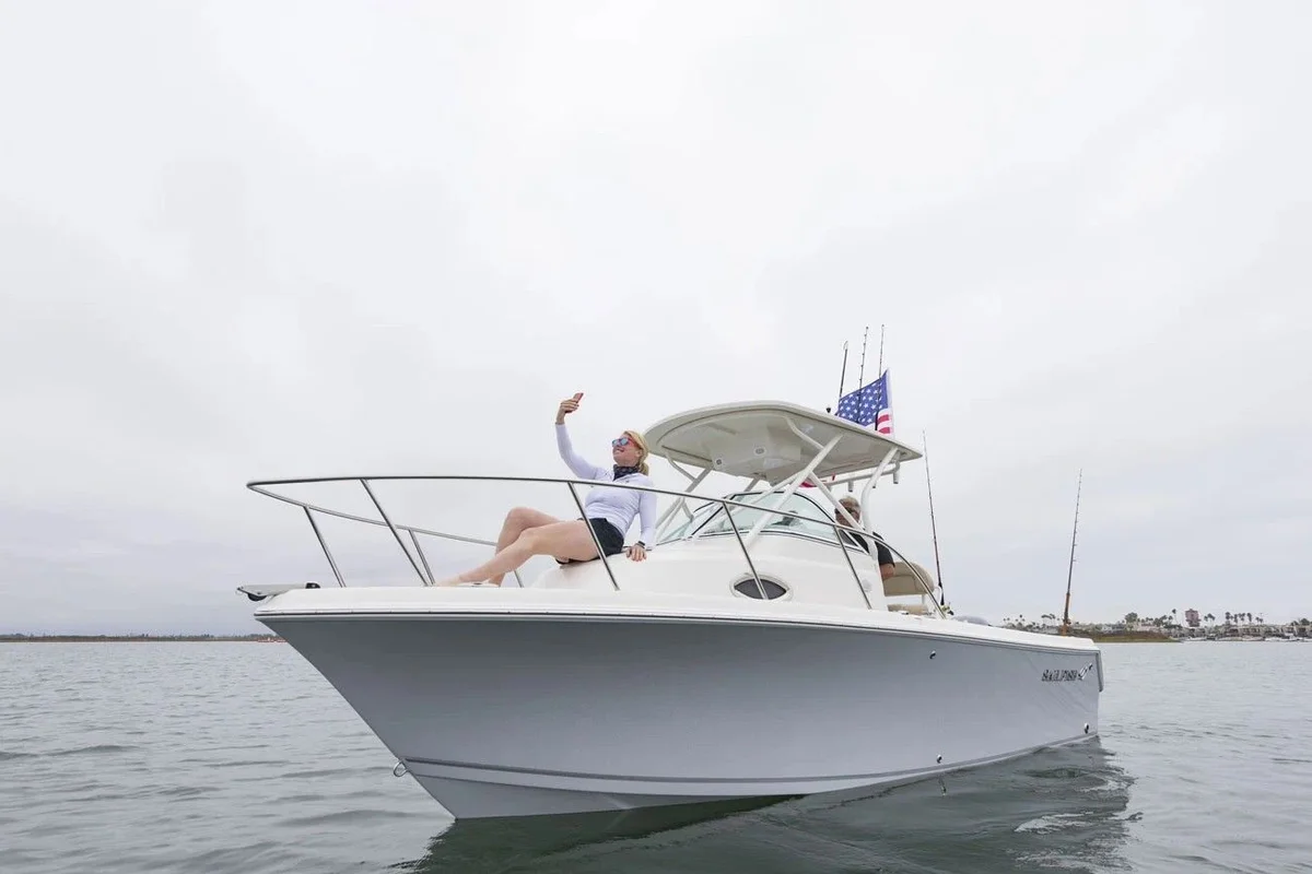 Sailfish Boats 220 WAC 2023 boat specs