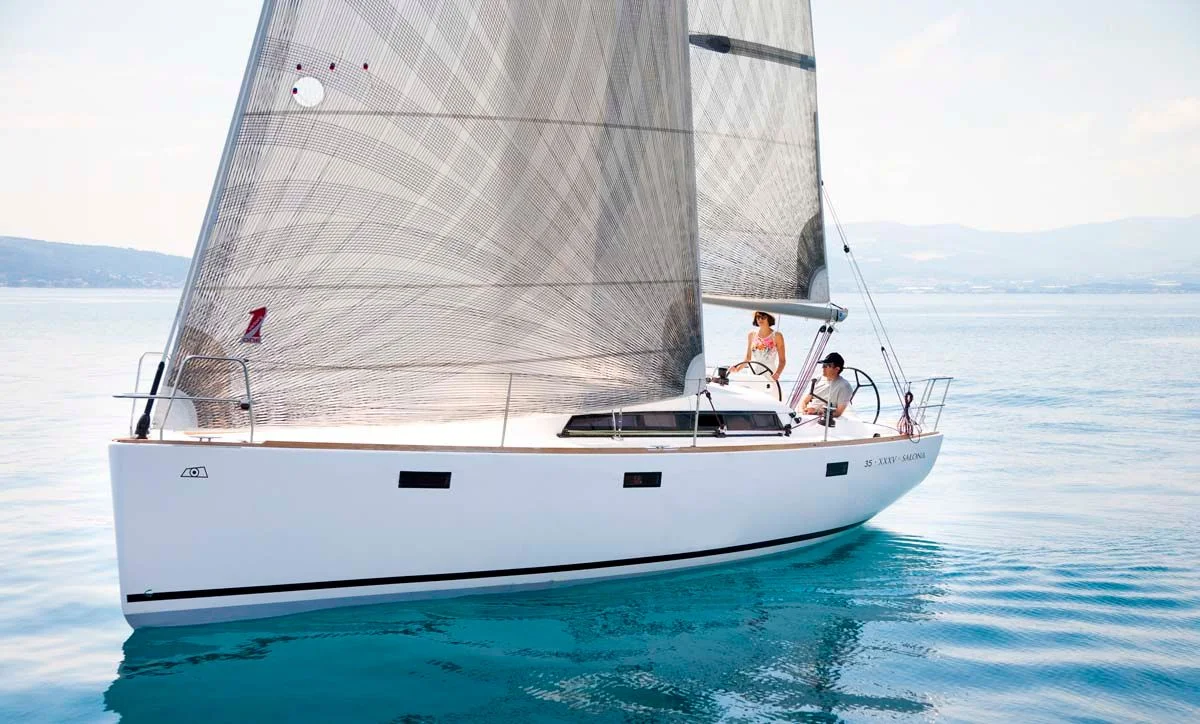XXXV - 35 Boat Specs