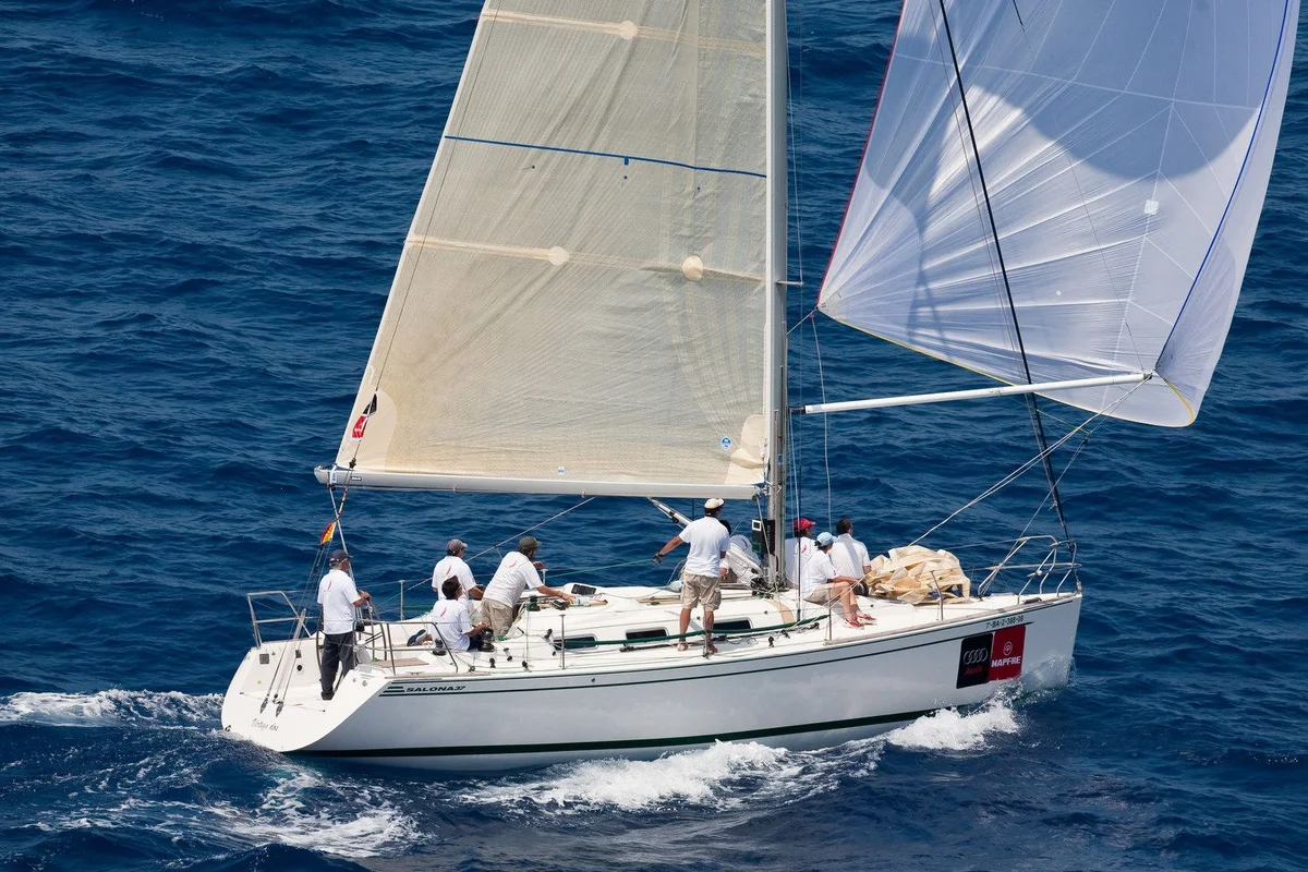 XXXVII - 37 Boat Specs