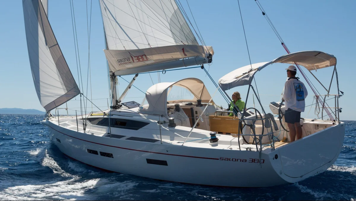 XXXVIII - 38 Boat Specs