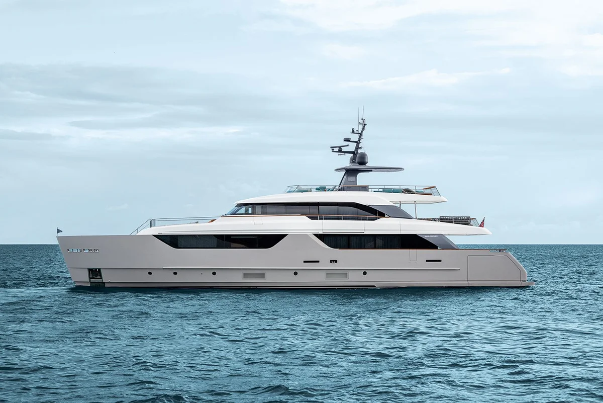 Sanlorenzo Yachts SD118 2022 boat specs