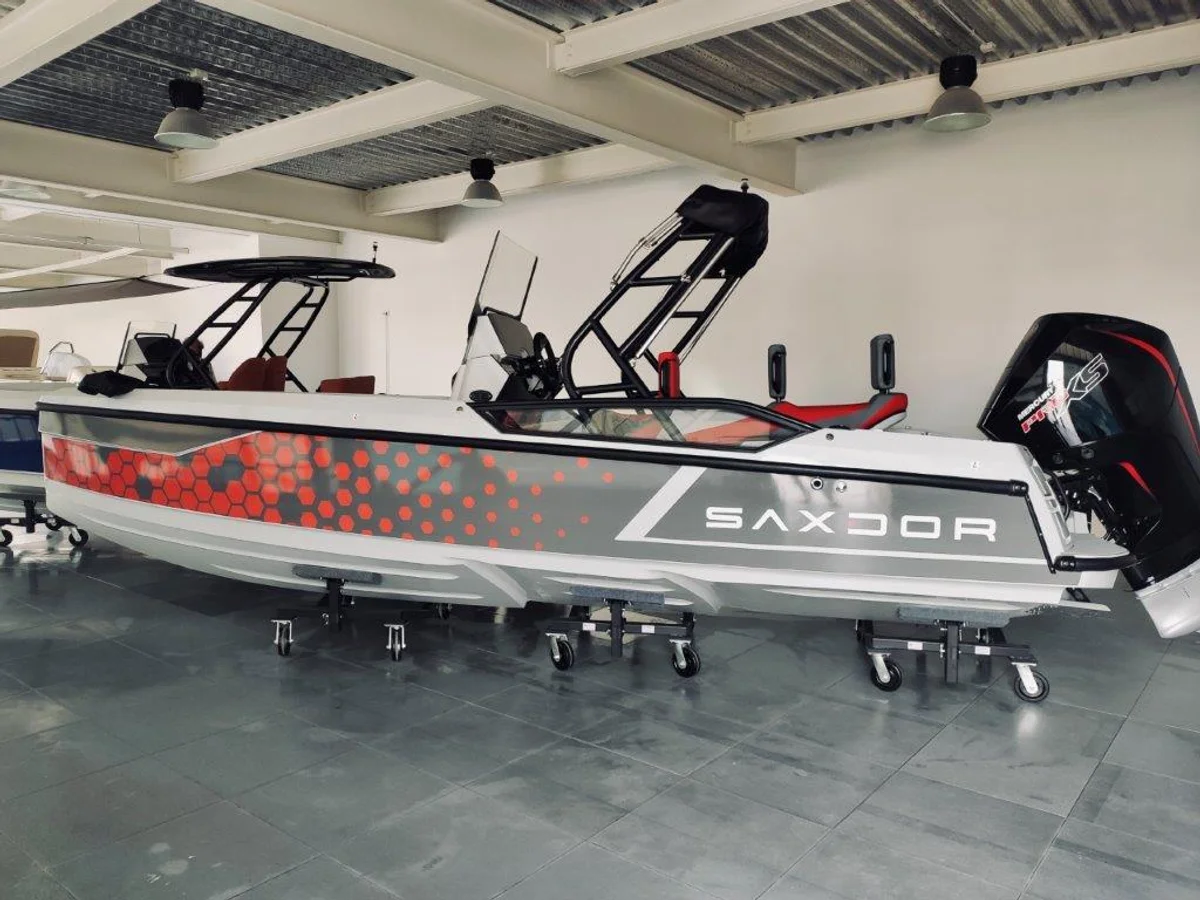 200 Boat Specs