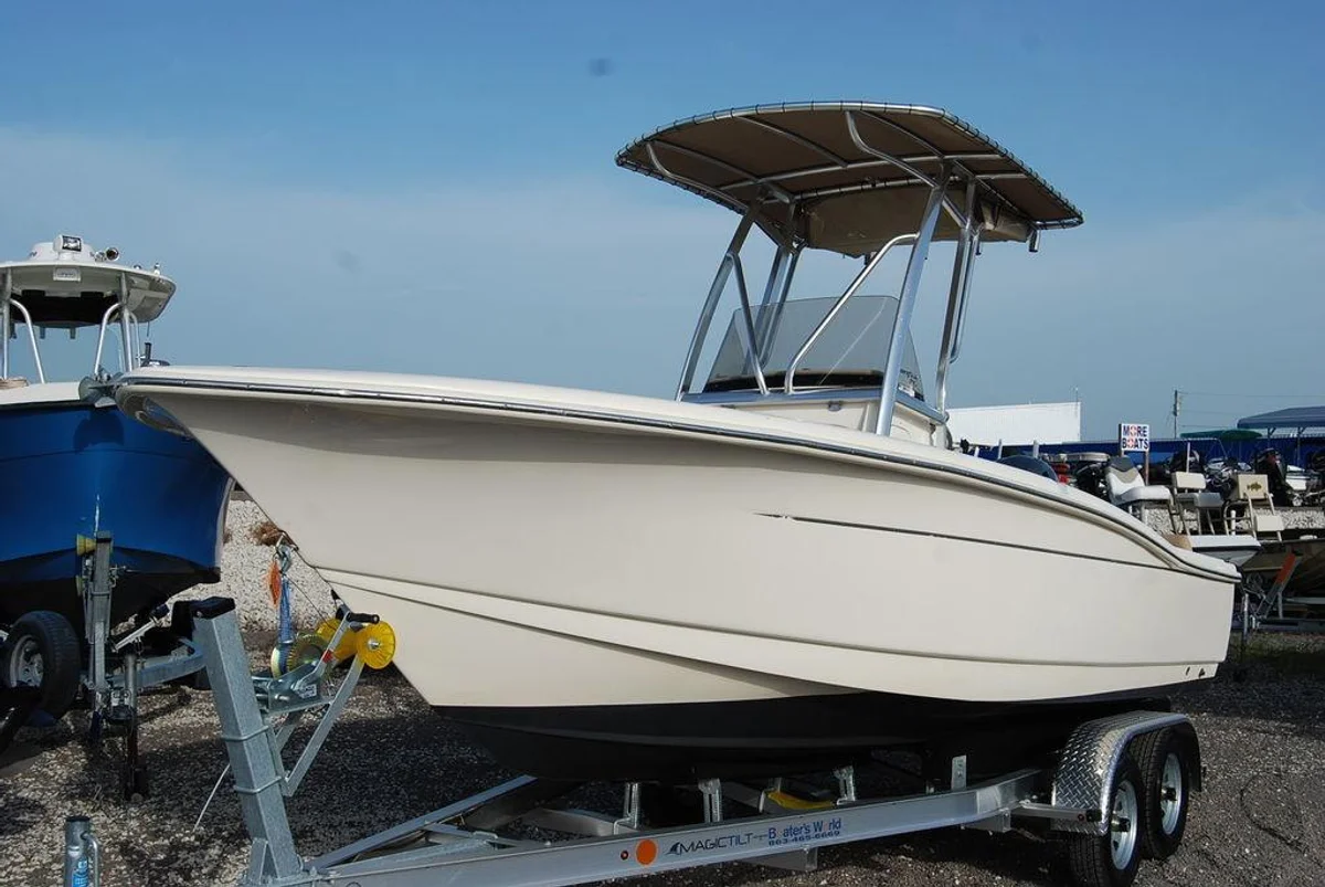 Scout Boats 195 Sportfish 2021 boat specs