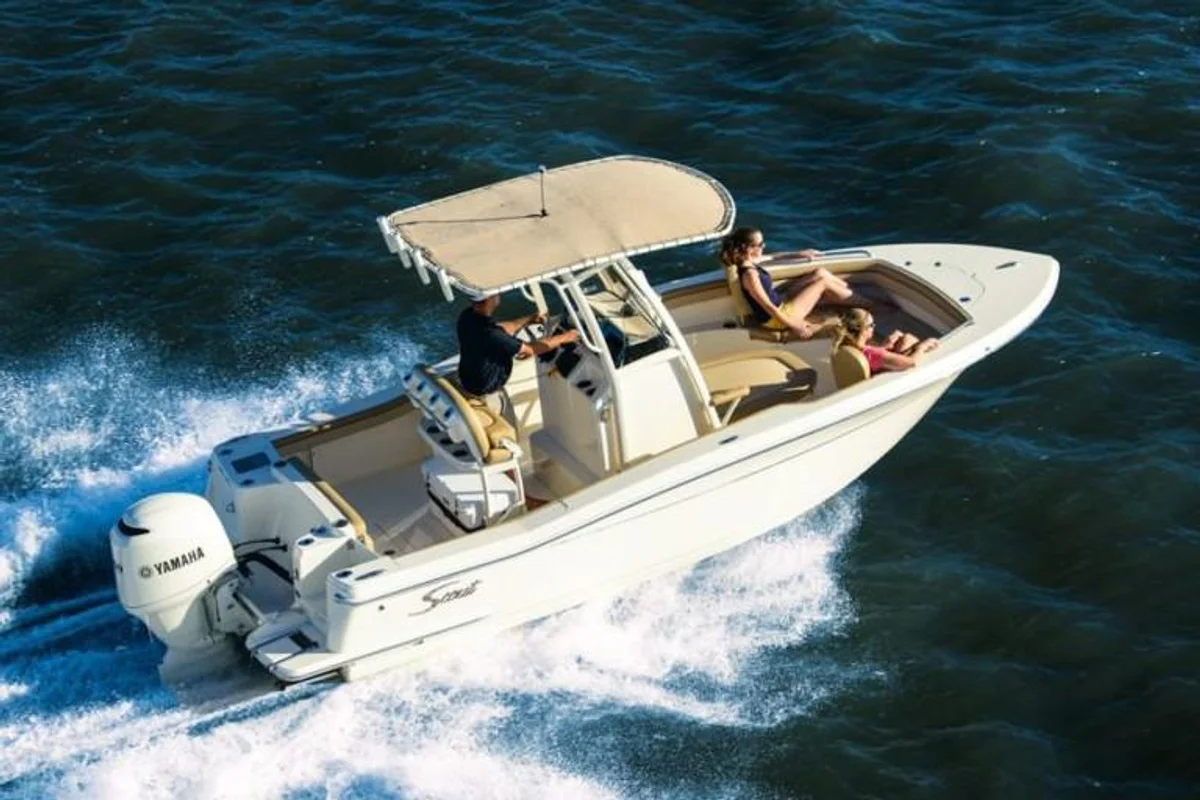 215 XSF Boat Specs