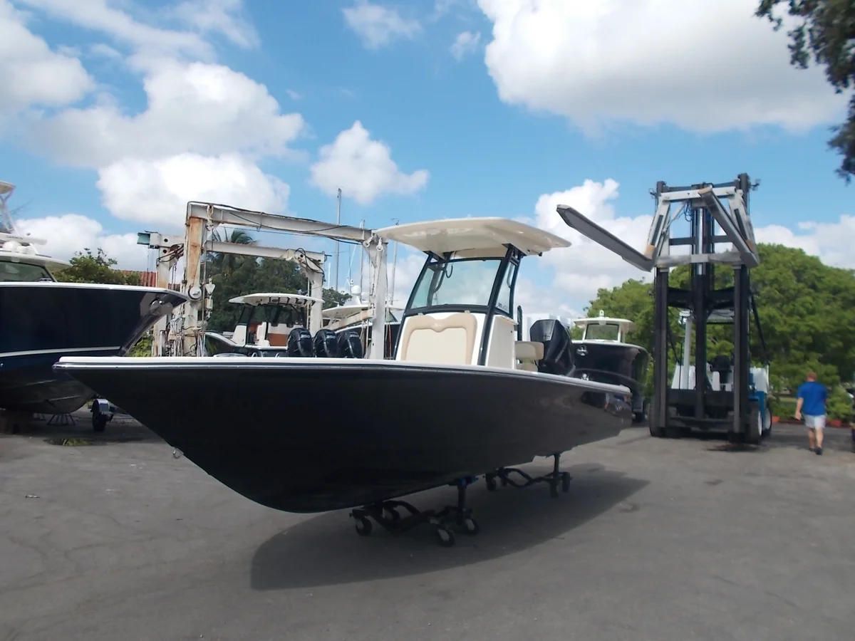 251 XSS Boat Specs