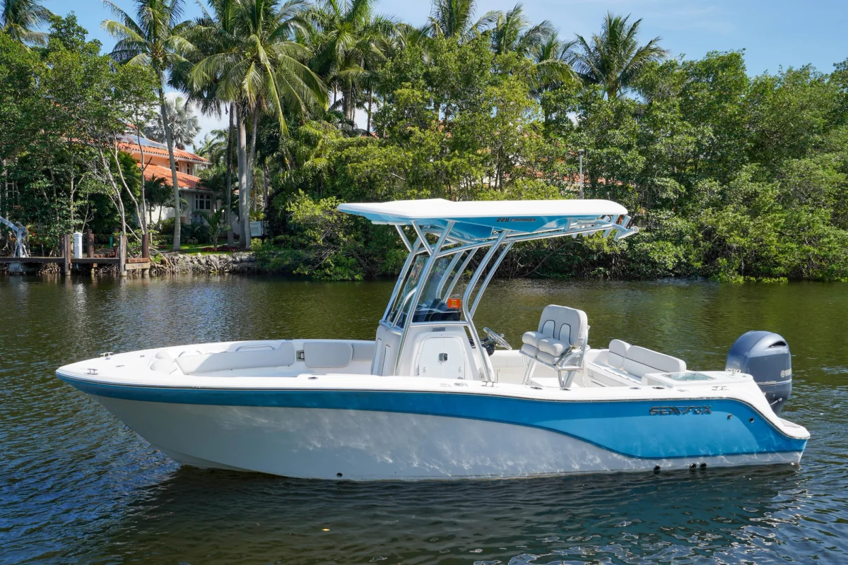 Sea Fox 228 Commander 2020 boat specs