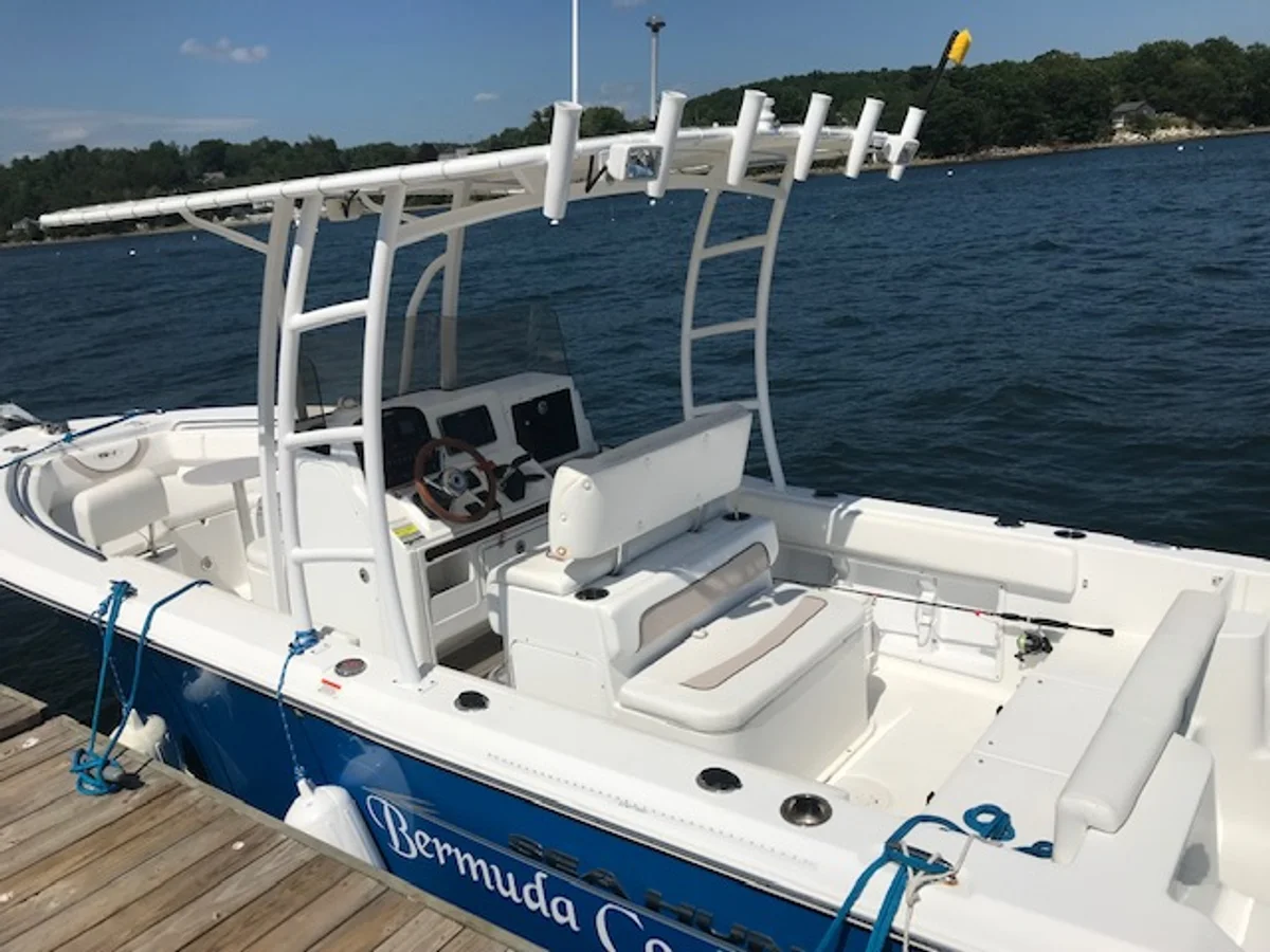 Sea Hunt Edge 24 2013 boat specs