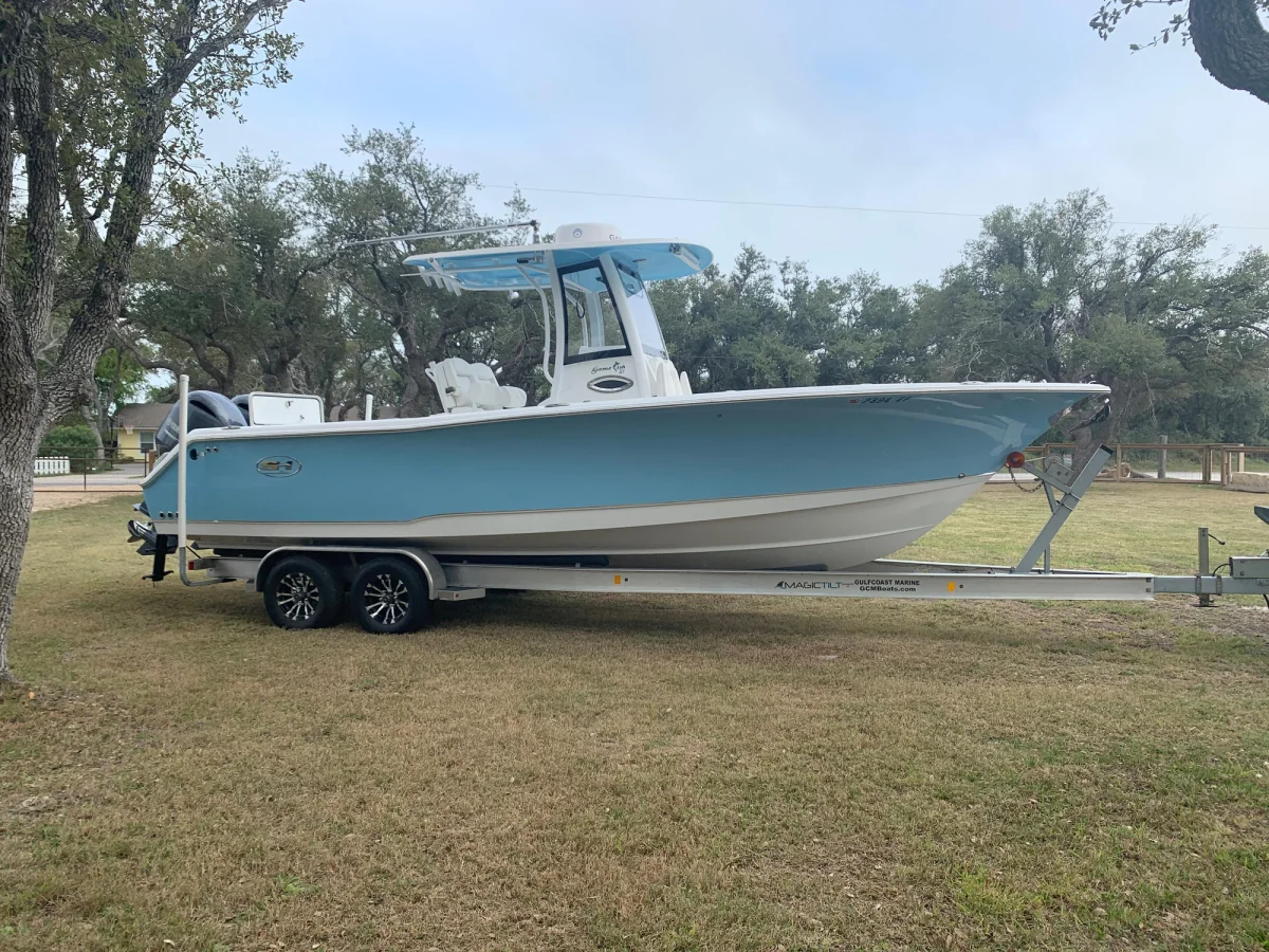 Sea Hunt Gamefish 27 2018 boat specs