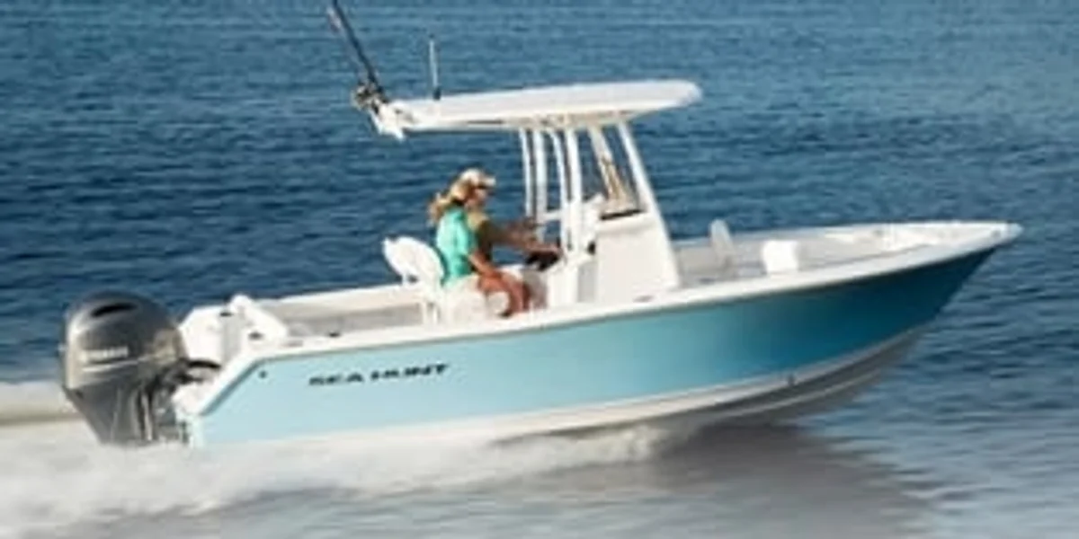 Sea Hunt Ultra 225 2015 boat specs