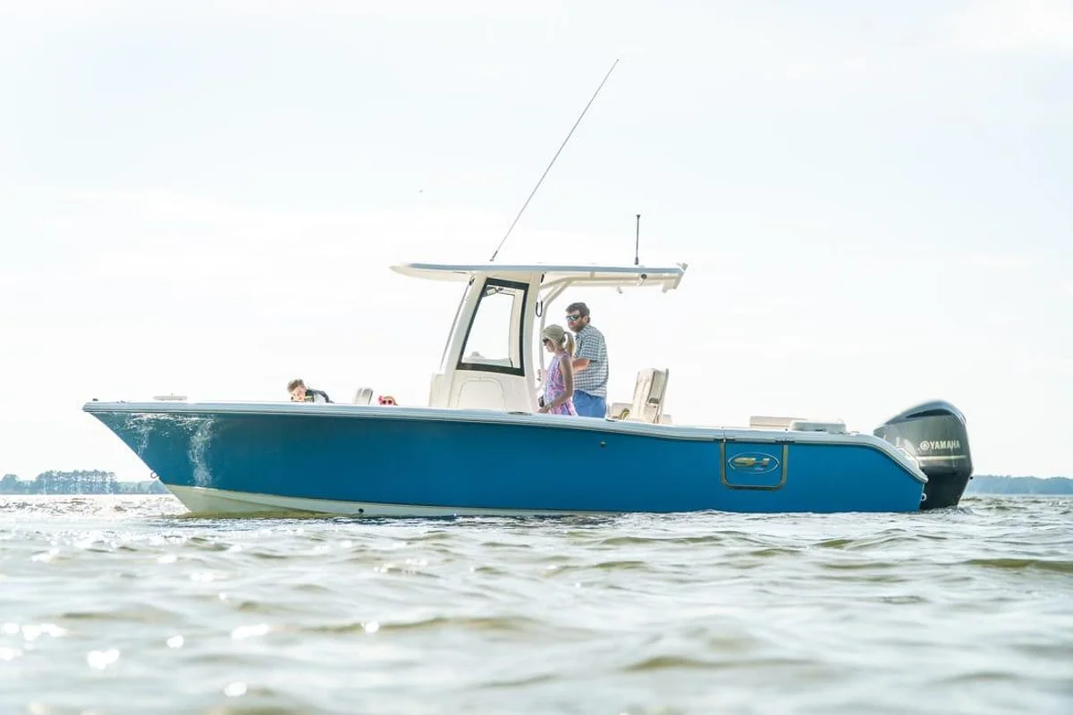 Sea Hunt Ultra 255 SE 2022 boat specs