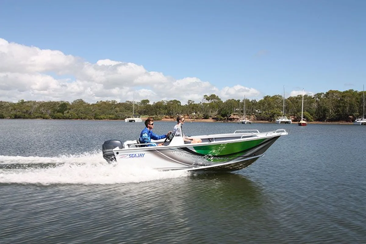 Sea Jay Boats Avenger Sport 2023 boat specs