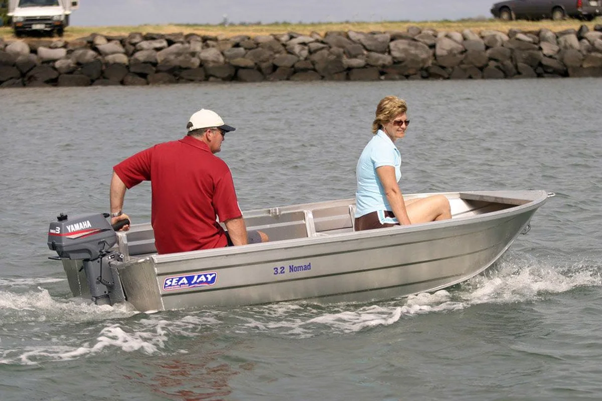 Sea Jay Boats Nomad 2012 boat specs