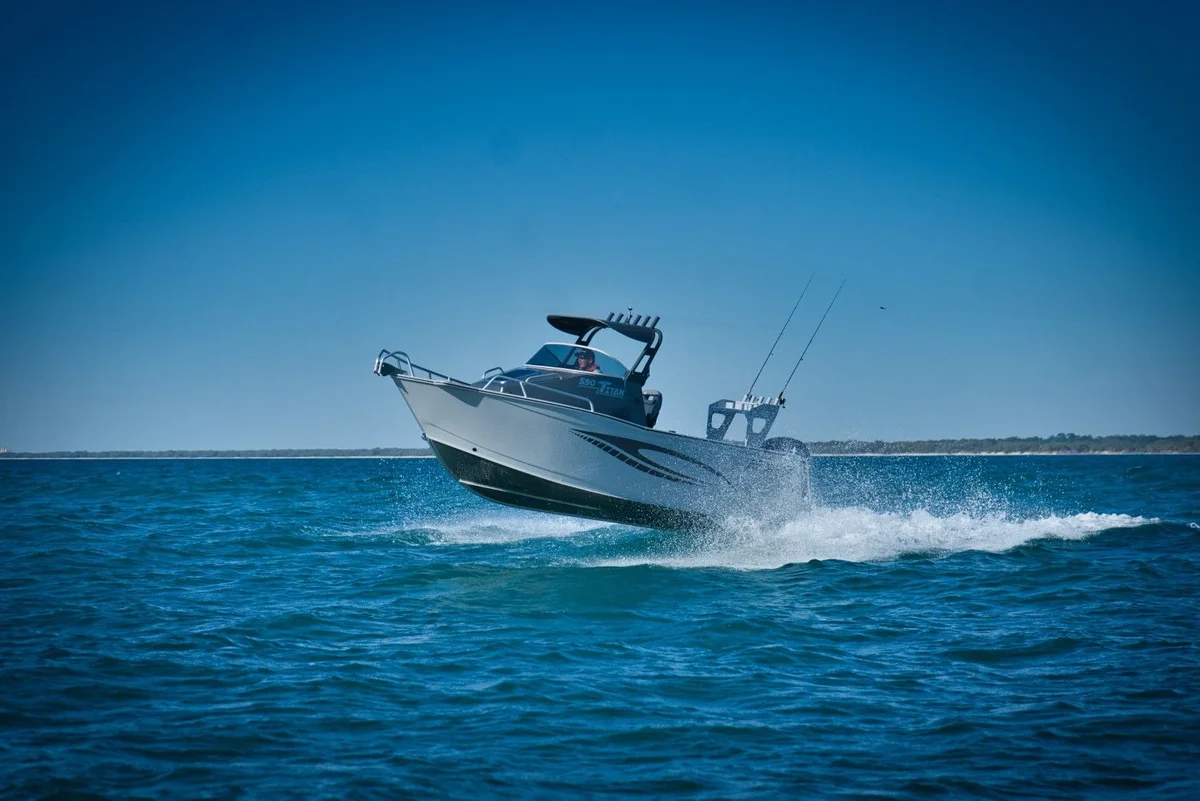 Sea Jay Boats Titan 2023 boat specs
