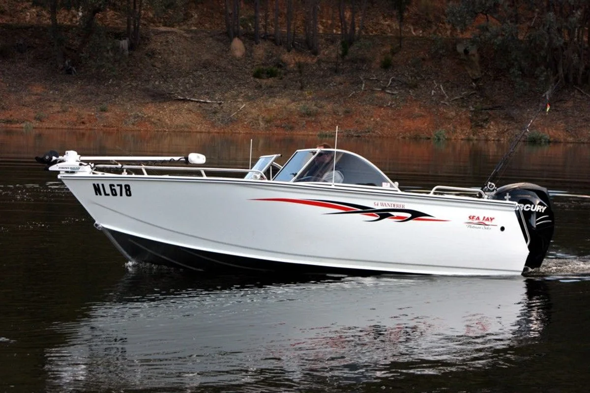 Sea Jay Boats Wanderer 2022 boat specs