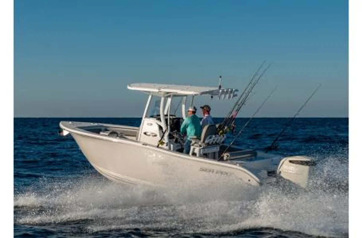 Sea Pro 239 Center Console 2022 boat specs