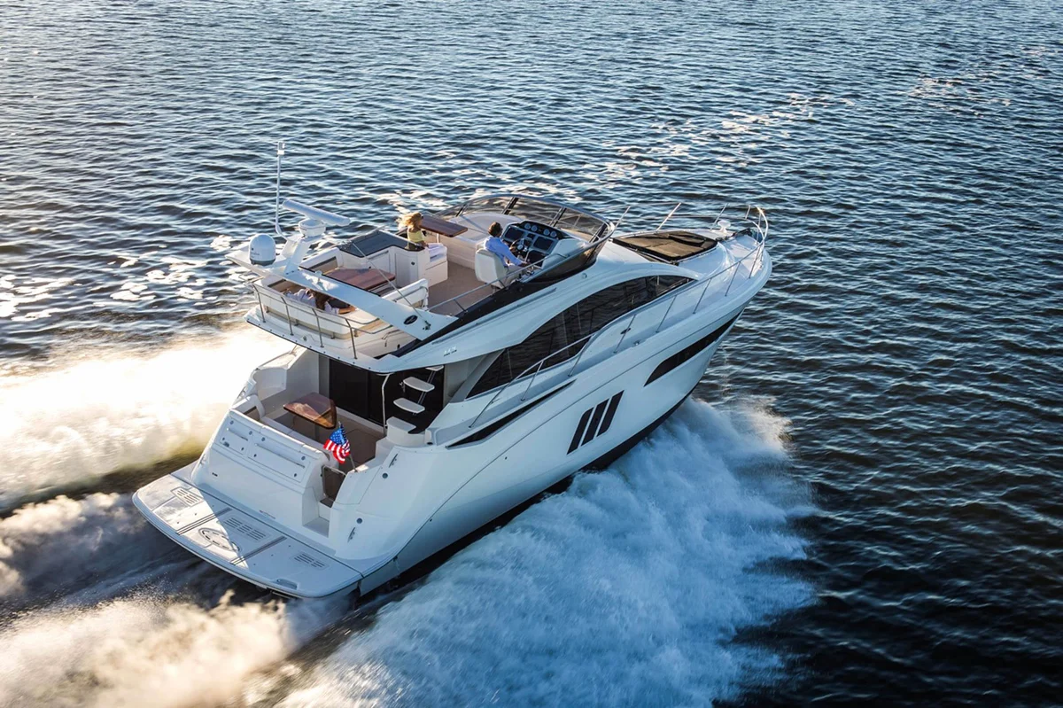 Sea Ray Fly 510 2015 boat specs