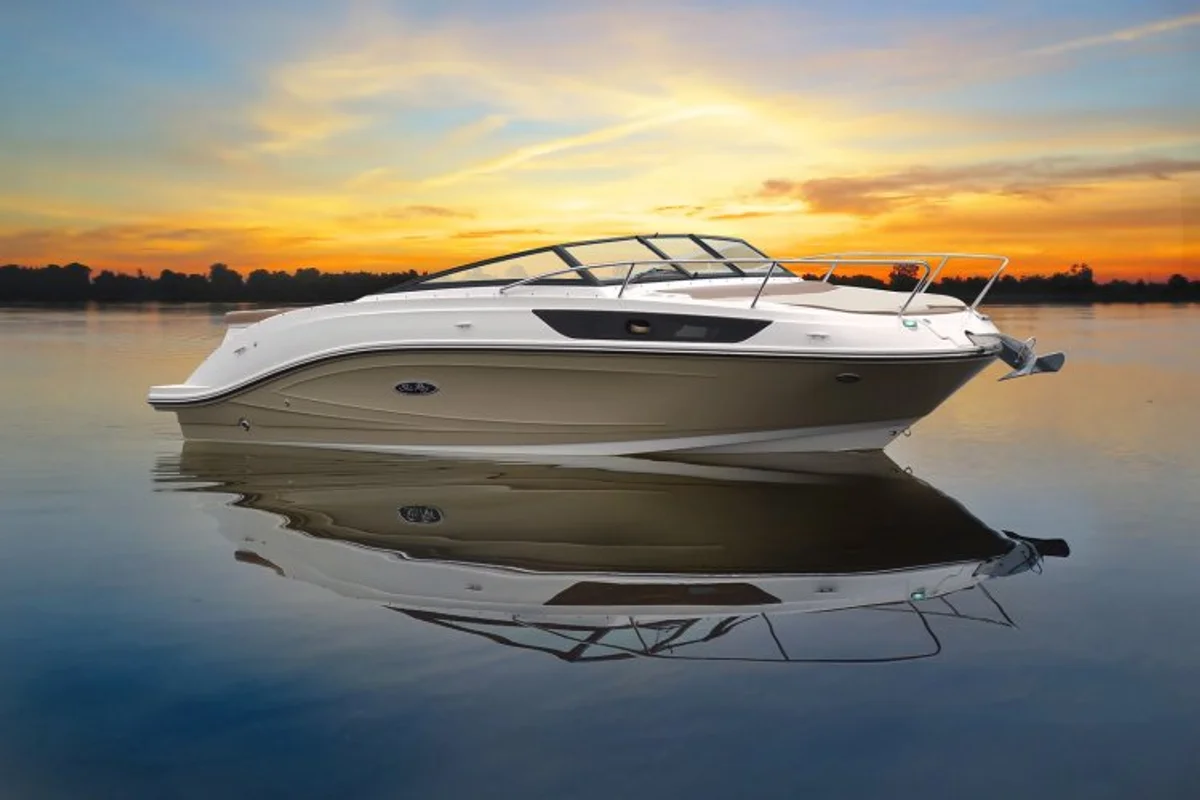 Sea Ray Sun Sport 230 2021 boat specs