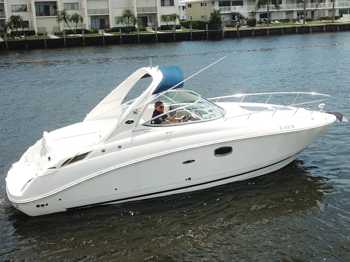 Sea Ray Sundancer 270 2009 boat specs