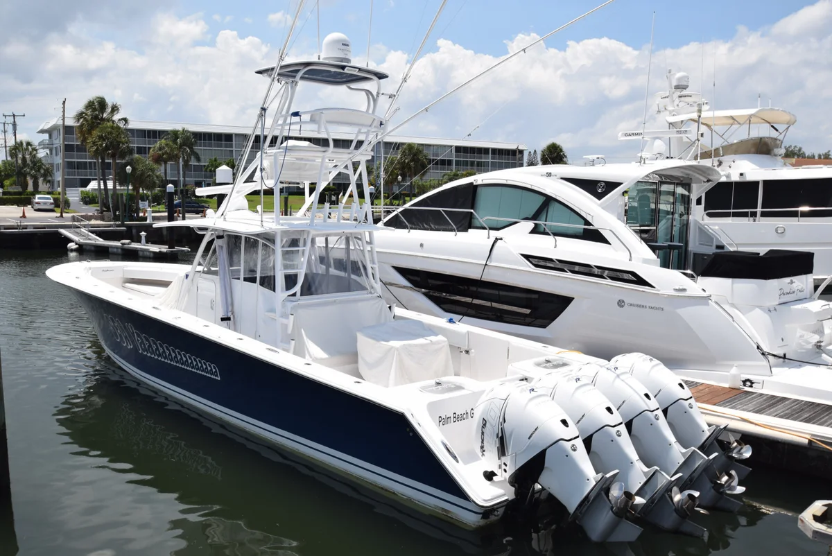 Seahunter Tournament 45 2016 boat specs