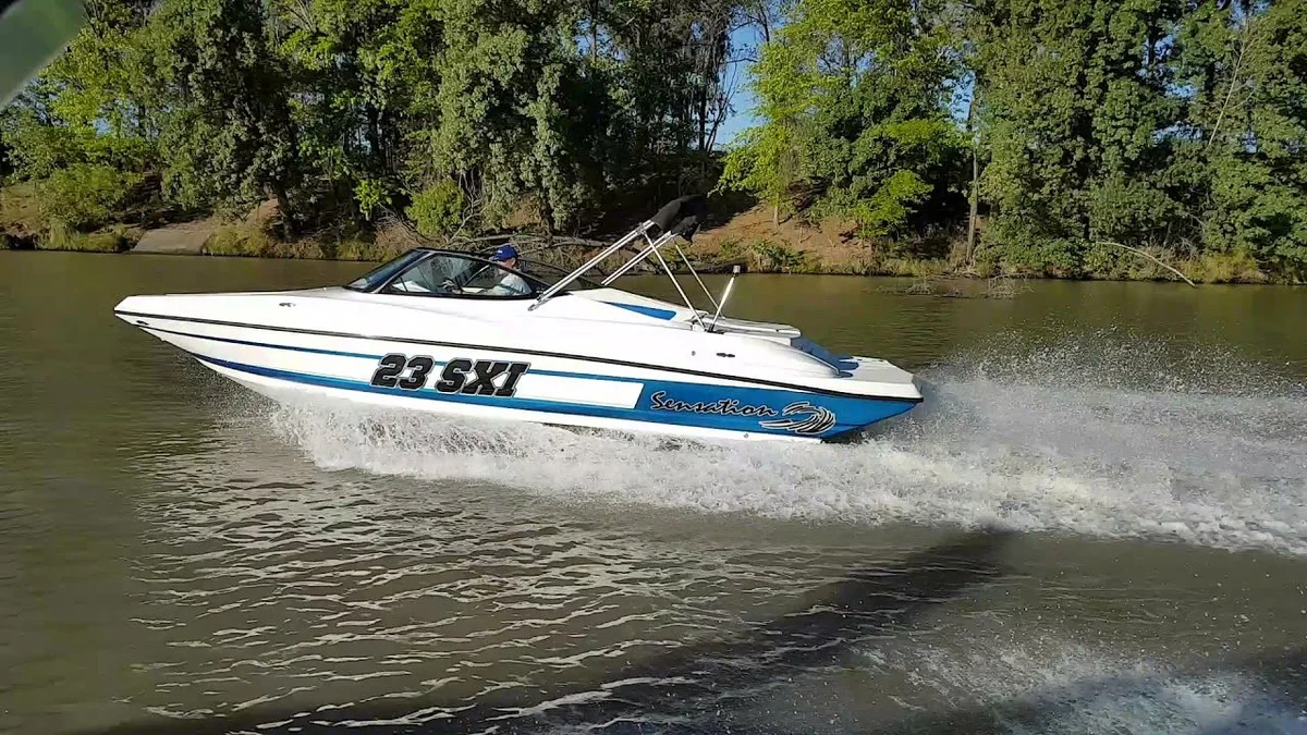 Sensation Boats 23SXI 2018 boat specs