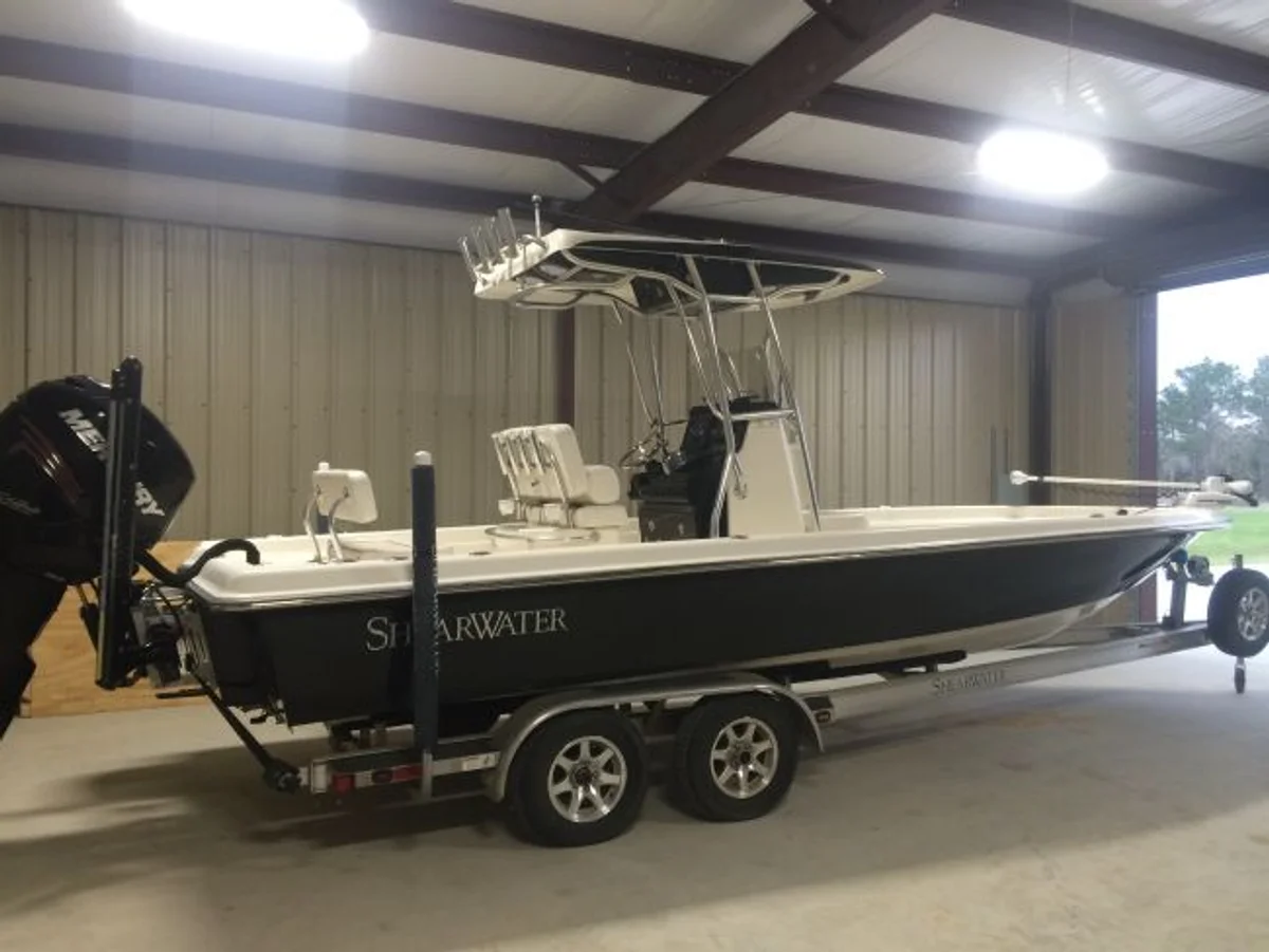 Shearwater Yachting 25LTZ 2013 boat specs