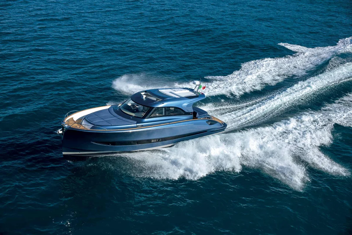 Solaris Power 48 Lobster 2020 boat specs