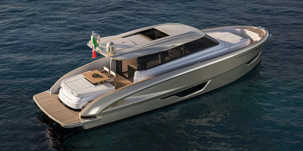 Solaris Power 52 Coupe 2023 boat specs