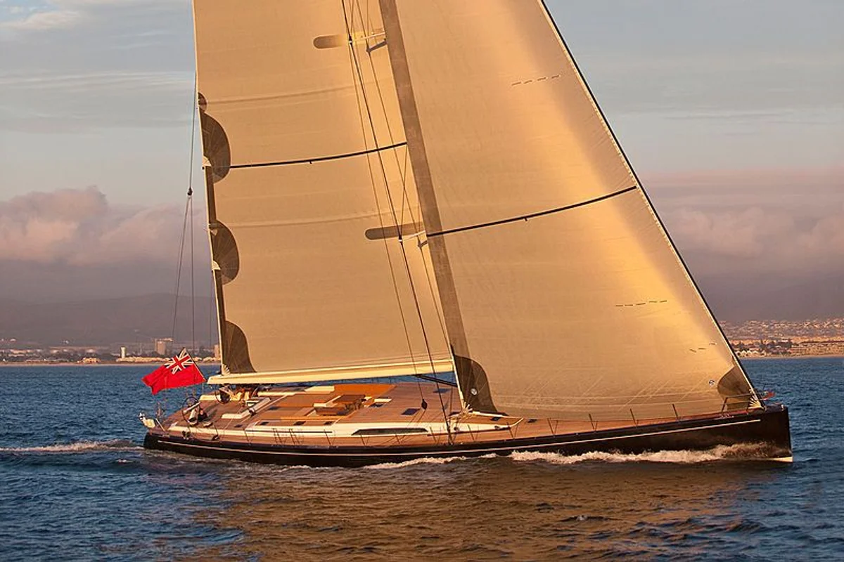 Southern Wind SW110 Thalima 2010 boat specs
