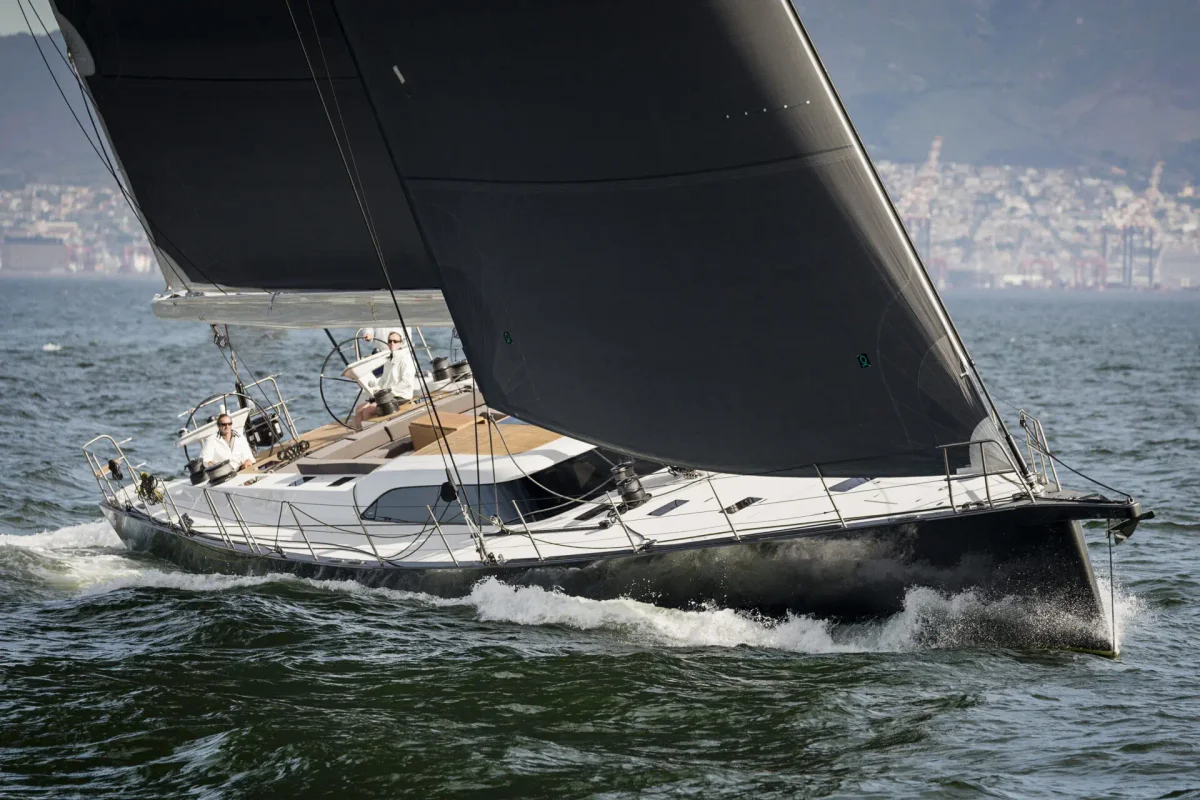 Southern Wind SW82 Ammonite 2016 boat specs