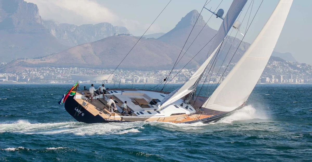 Southern Wind SW94 Lady G 2015 boat specs