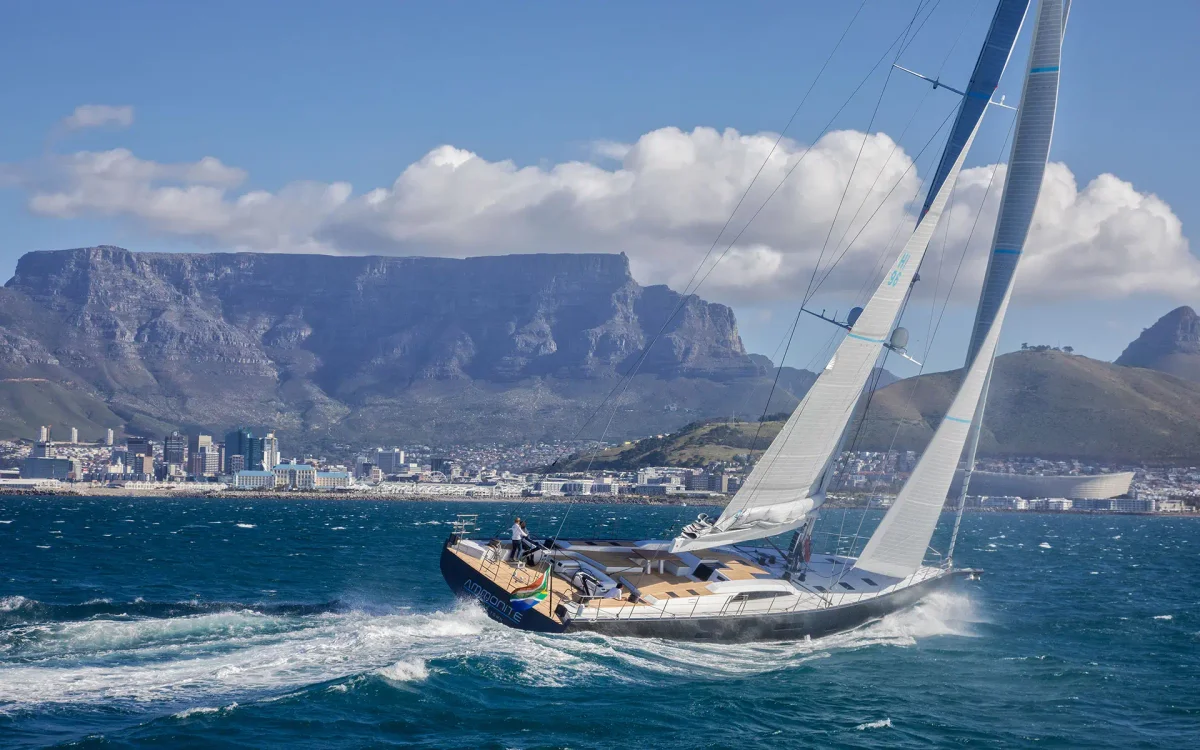 Southern Wind SW96 Ammonite 2020 boat specs